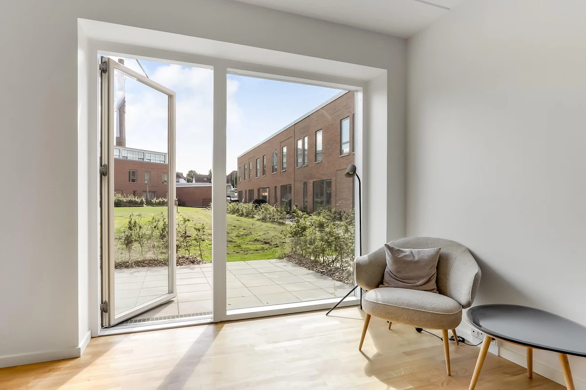 udgang til terrasse i Tekstilparken